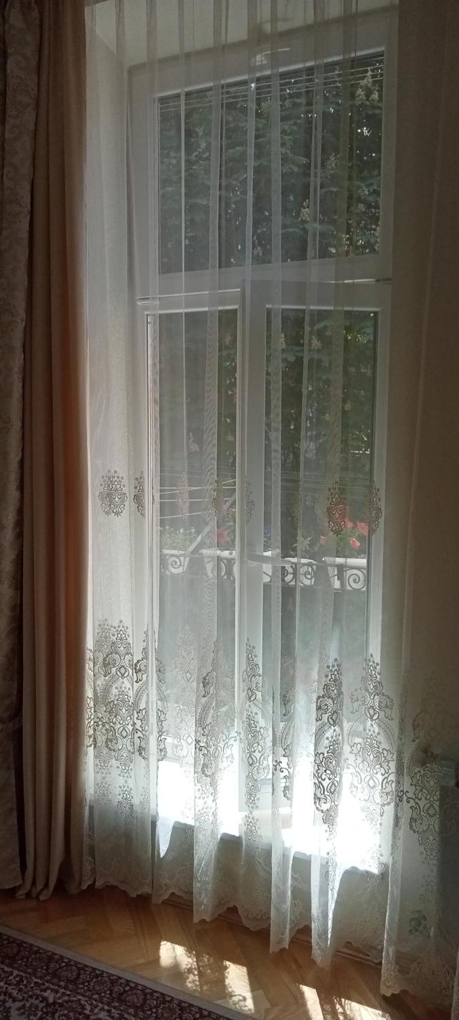 Svitla Zatyszna: Cozy Central Apartment with Balcony Near Opera Lviv Exterior photo